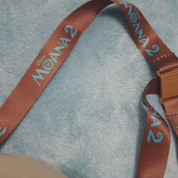 Disney Moana 2 Popcorn Bucket. With adjustable strap. Collectable - Picture 7 of 11